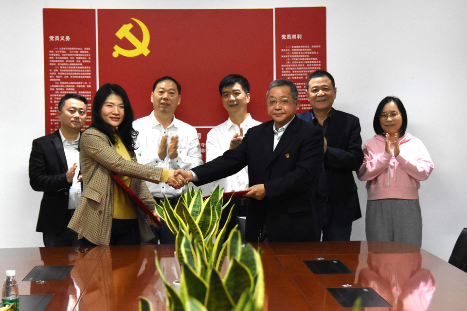 强强联合 共创未来 |明博手机登录入口防雷与中国能建湖南院签订战略合作协议
